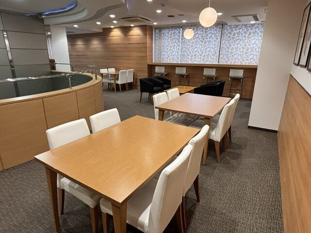 当社の打合せスペースです。ゆったりした空間で、集中も相談もしやすい職場です