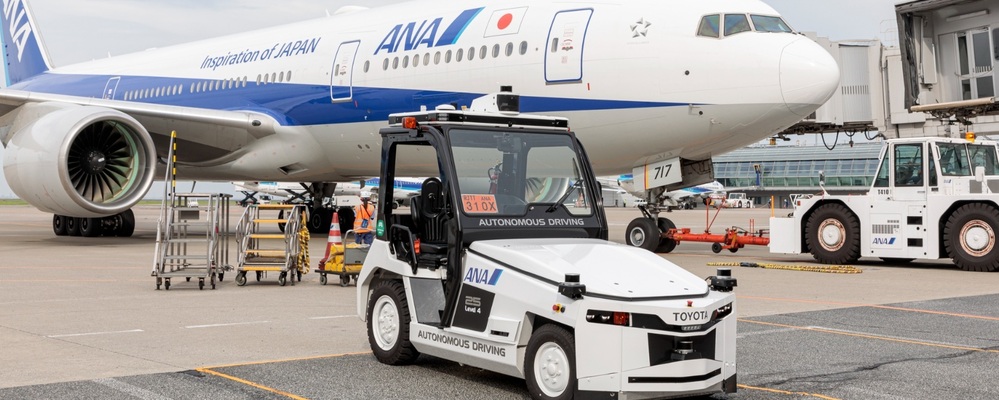 【産業車両】自動運転トーイングトラクター・水平搬送機器の開発 (機械設計） | 株式会社豊田自動織機