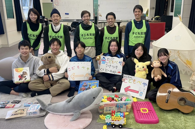 能登半島地震での子どもの居場所づくりの様子。デジタルマーケティングチームの橋渡しによって、サポーターから子どもたちへと支援が届いています。