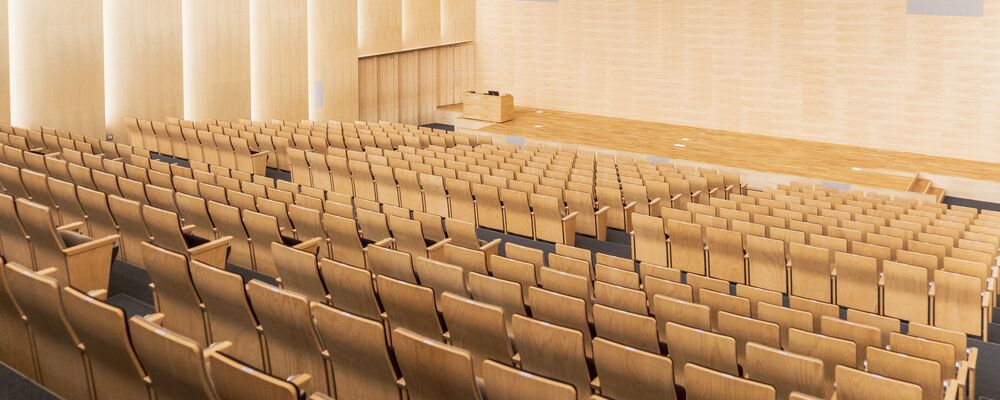 【京都府立京都学・歴彩館/契約社員】ホール運営スタッフの募集！ | 株式会社コングレ