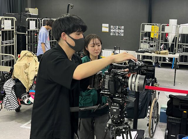 撮影機材の知識をしっかり学ぶことが出来ます