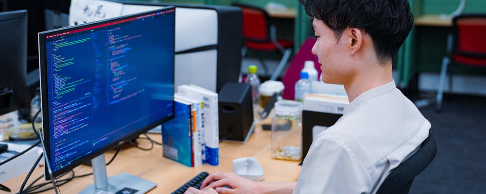 【ソフトウェアエンジニア_DX Solution事業本部（ジュニア）】創業5年で評価額1,000億円超／社員数400名超／最先端テクノロジーで日本の産業をアップデートする東大発AIスタートアップ | 燈株式会社