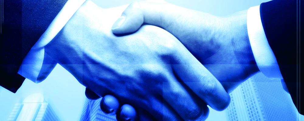 【保険グループ】自動車保険担当スタッフ | コーンズグループ