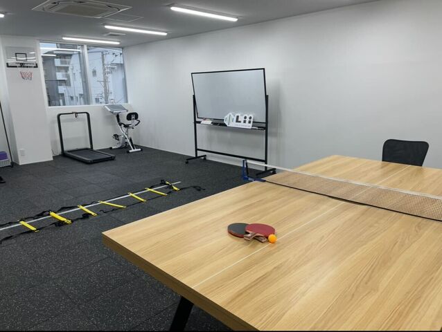 本社にも運動用スペースがあります！