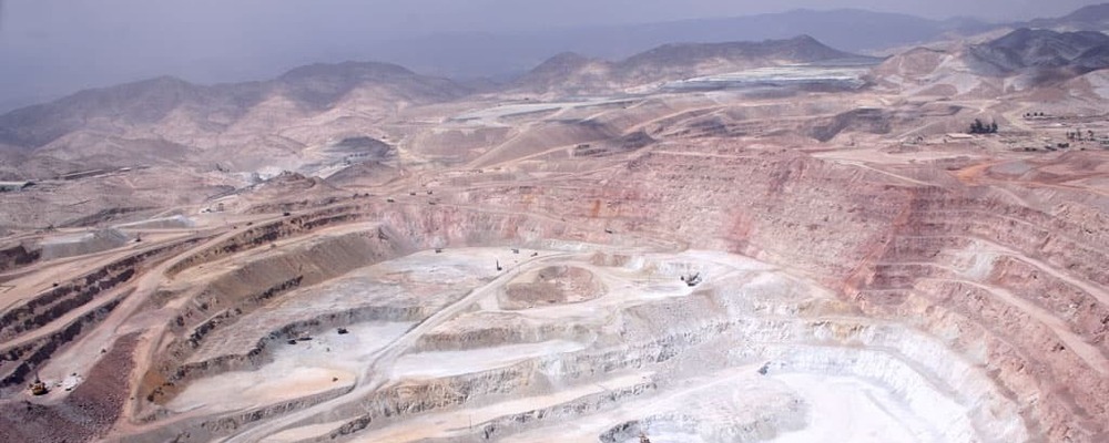 住友金属鉱山株式会社