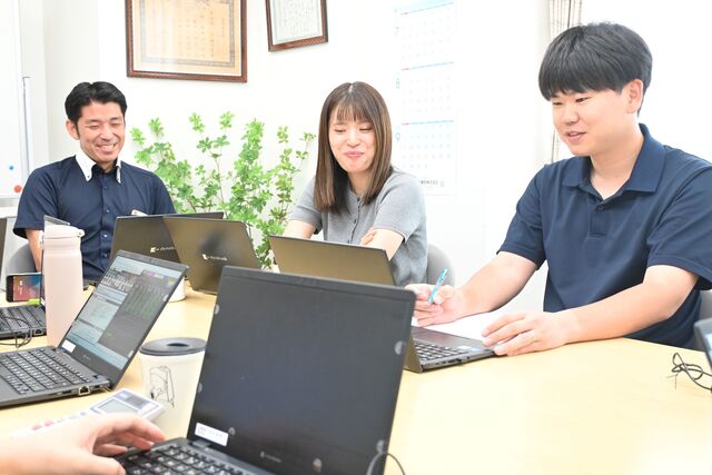 次回行うバザーの打ち合わせも楽しそうです