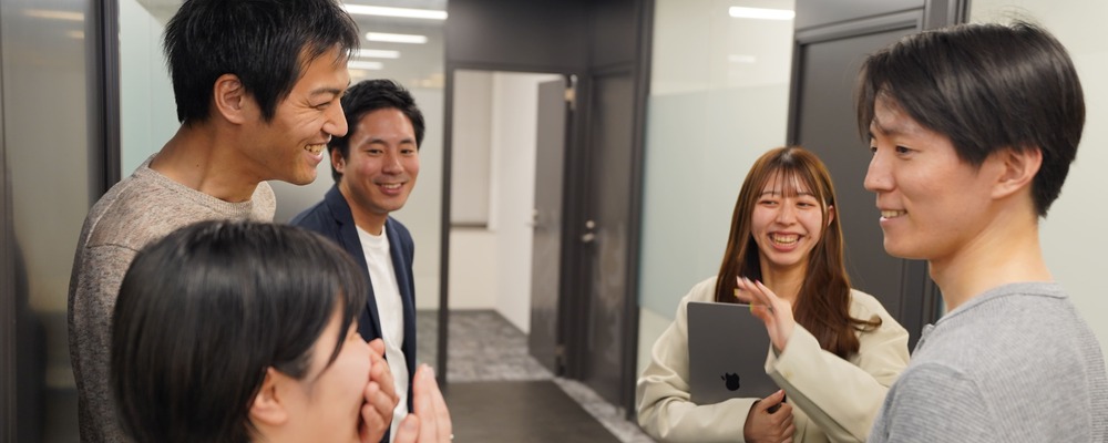 【中途採用担当】直近3年で売上が30倍に上昇／創業5年目にしてメンバー数300規模まで拡大◆急成長し続ける東大発のスタートアップベンチャー◆成長を加速させる中途採用担当募集！／燈株式会社 | 燈株式会社