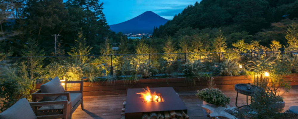 ナイトバトラー【ふふ 河口湖／山梨県】 | カトープレジャーグループ