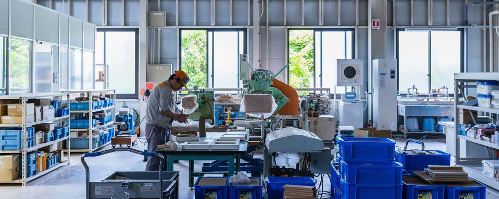 【愛知】建築陶器のスペシャリスト（研究・製作リーダー候補） | 株式会社LIXIL