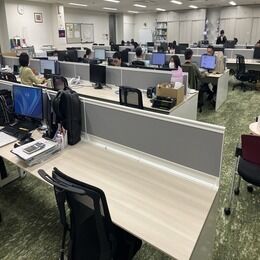 2025年にリニューアルしたばかりのキレイなオフィス。快適で清潔感のある環境のもと気持ちよく働けます! 2025年にリニューアルしたばかりのキレイなオフィス。快適で清潔感のある環境のもと気持ちよく働けます!