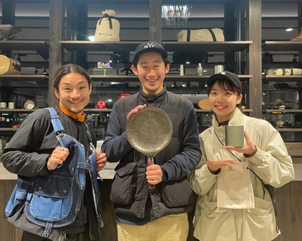 現在スタッフ4名で運営しております！