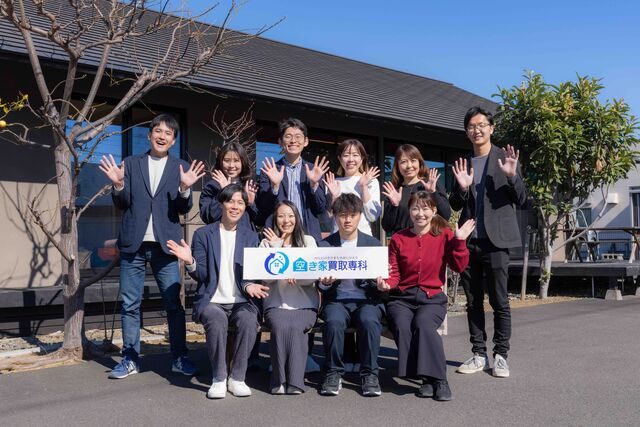 「共にひらいて、風を通す　空き家に光を、心に彩りを」 このパーパスのもと、一緒に挑戦してくれる仲間を募集しています。