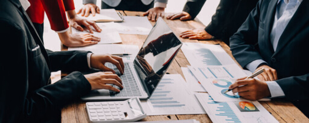 お客様のデータ活用戦略の立案から具体的なシステム構築、そして最終的なビジネス成果創出までを一気通貫でリード | 株式会社アシスト