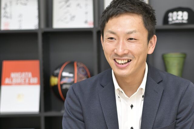 新潟のスポーツを盛り上げる"縁の下の力持ち"を目指す。代理店営業が仕掛ける「きっかけ」