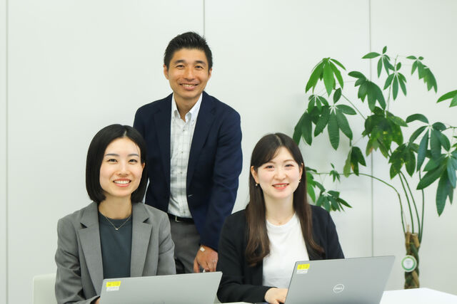 組織を支える縁の下の力持ちとして、社員に寄り添い、安心して働ける環境を創っています。