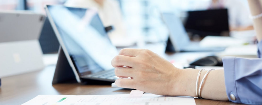 【損保SC経験者募集】建機レンタルのトラブル解決・交渉サポート／裁量を持って働ける環境 | ユニバーサル株式会社