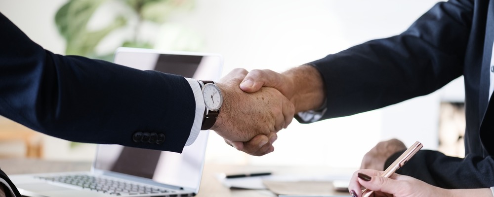 【技術営業職】電波・通信に関わる測定機器やシステムの提案型技術営業(輸入商社・国内代理店業務) | コーンズグループ