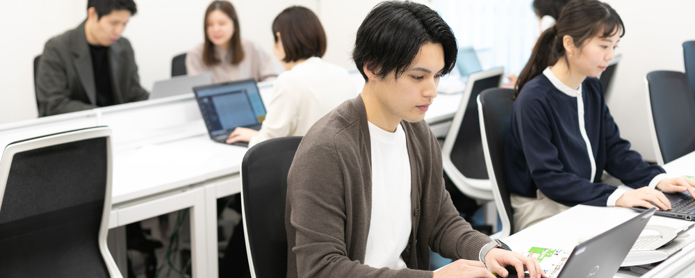 【経理スタッフ／東京】カルディコーヒーファーム運営企業の「経理」として活躍！／経験者募集／月給27万～ | 株式会社キャメル珈琲 中途採用