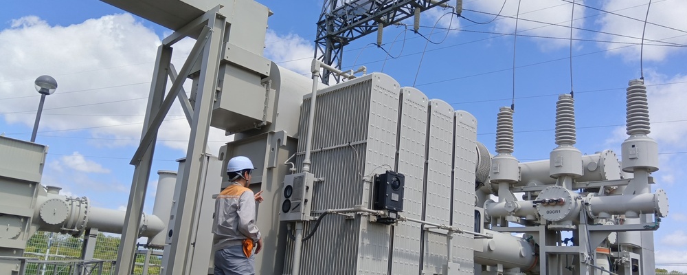 【須賀川工場】LIXILのインテリア製品を生産する基幹工場の電気主任技術者 | 株式会社LIXIL