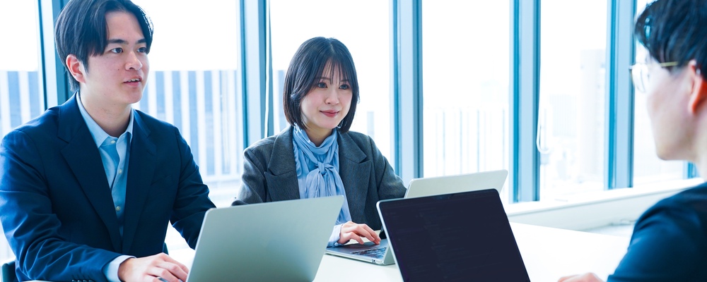 【CS/カスタマーサクセス】創業5年で評価額1,000億円超／社員数400名超／最先端テクノロジーで日本の産業をアップデートする東大発AIスタートアップ | 燈株式会社