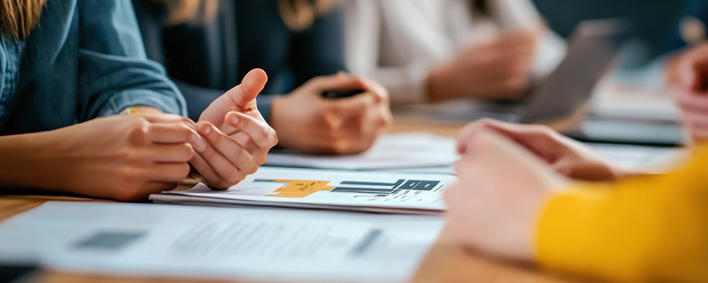 【企画管理業務】DX専門組織の企画管理業務全般およびそれに付随する庶務業務を担当 | 三井住友信託銀行株式会社