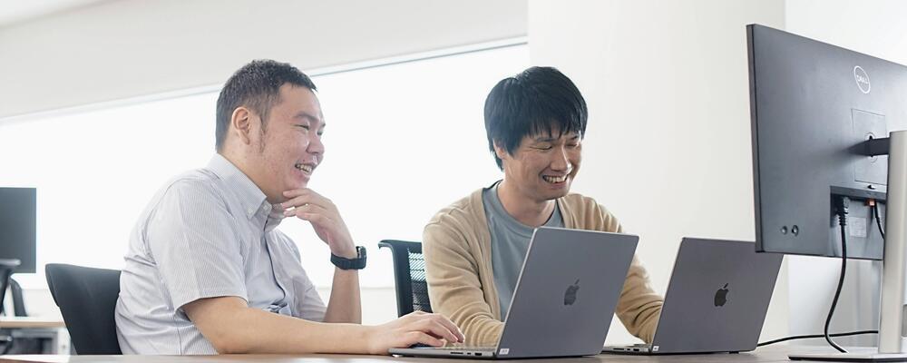 行政×デジタルの急成長事業「LoGoチャット」を技術で支えるプロダクトエンジニアを大募集！ | 株式会社トラストバンク