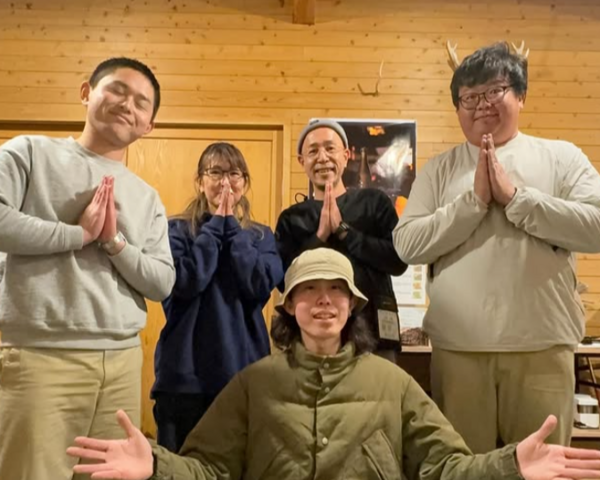 現在は社員3名、アルバイト5名で楽しく運営しております！
