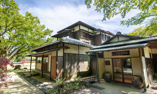 箱根・翠松園、国登録有形文化財「三井 翠松園」を敷地内にそのまま残した趣深い施設です