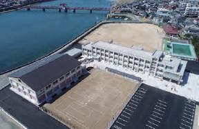 大洲市立長浜中学校（愛媛県）