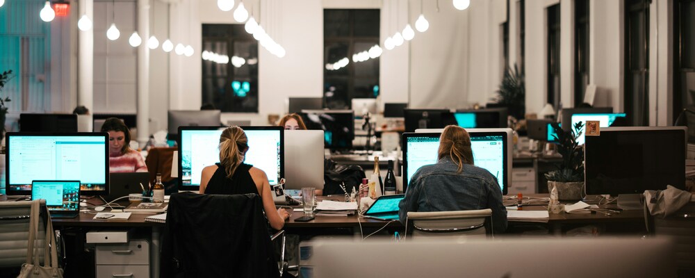 コーポレート本部 - コーポレートIT／アシスタント | アスエネ株式会社