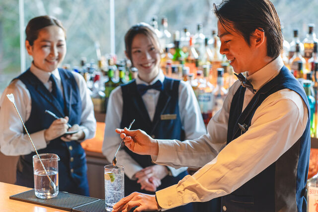 清掃メンバーも接客メンバーもみんなで協力して施設作りをしています。