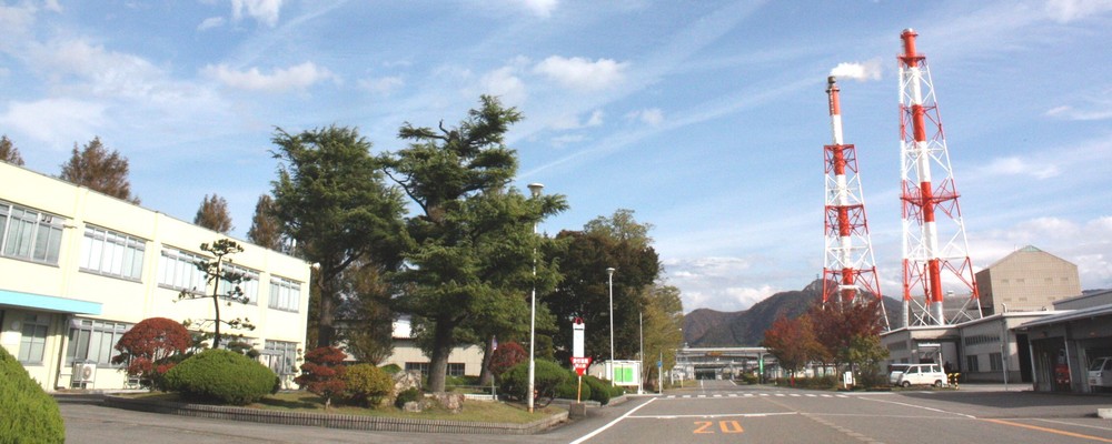 【新潟/転勤なし】工場内の土木建築設備の設計・施工管理 | 株式会社クラレ