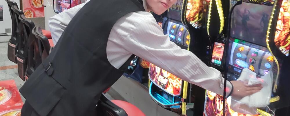 パチンコ店の接客・景品交換スタッフ（三次ナポレオン） | 伯和グループ